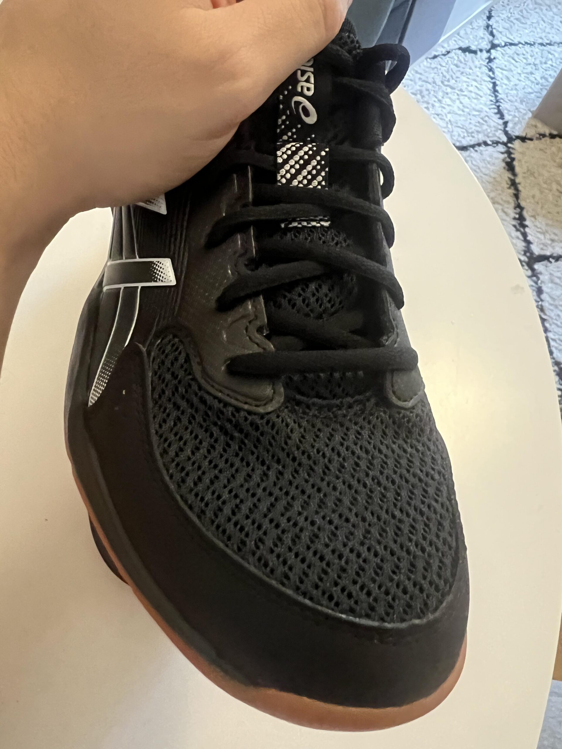 Close-up of GEL-ROCKET 12 breathable mesh forefoot, laces and toe area